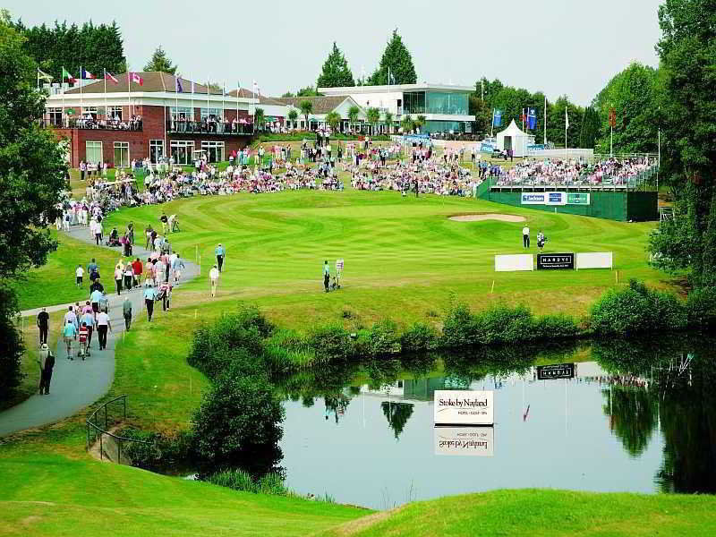โรงแรมสโต๊คบายเนย์แลนด์กอล์ฟแอนด์สปา Leavenheath ภายนอก รูปภาพ
